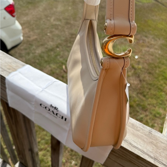 Coach Women's Glovetanned Leather Eve Shoulder Bag - Picture 4 of 5